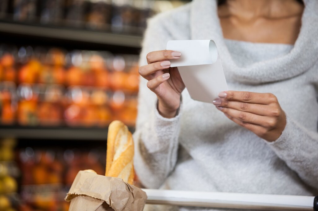 customer looking at how inflation affects small businesses